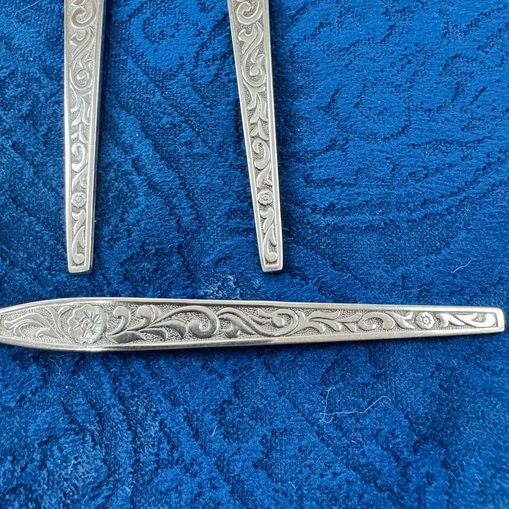 Berbes Stainless Steel Teaspoons Antigua Grand Prix Style Pattern Floral Set 3